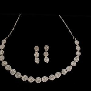 Diamond Glow Classic Necklace Set